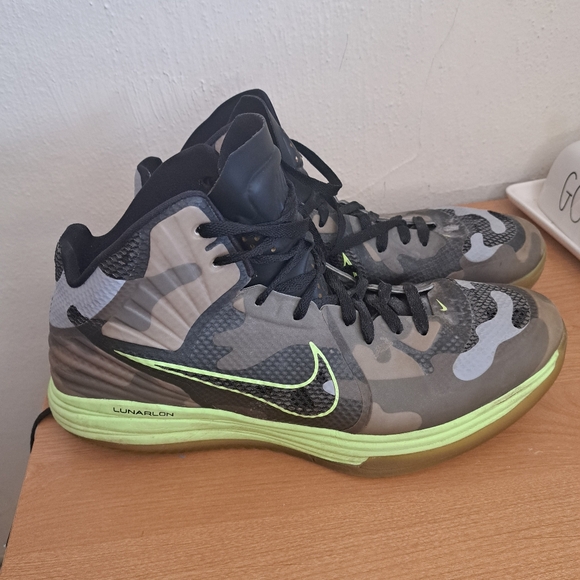 Nike Lunar Hypergamer Grey Camo Neon 2011 Size 13‎